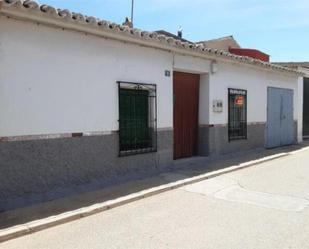 Exterior view of House or chalet for sale in Puerto Lápice