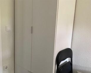 Bedroom of Flat to share in  Huelva Capital