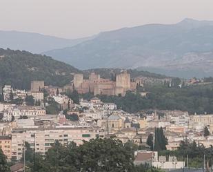 Vista exterior de Pis de lloguer en  Granada Capital amb Aire condicionat, Terrassa i Balcó