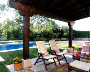 Terrassa de Casa o xalet en venda en Colmenarejo amb Aire condicionat, Terrassa i Piscina