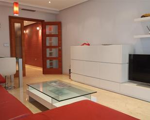 Living room of Flat for sale in Elche / Elx  with Air Conditioner, Heating and Parquet flooring