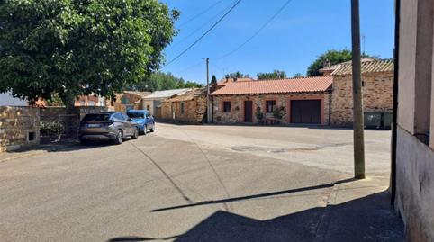 Foto 5 de Casa adosada en venda a Le-6404, 16, Santiago Millas, León