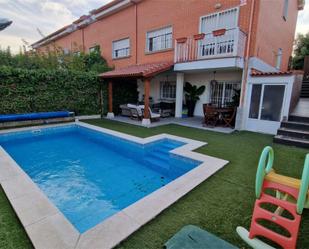 Swimming pool of Flat for sale in Arroyo de la Encomienda  with Terrace, Swimming Pool and Balcony