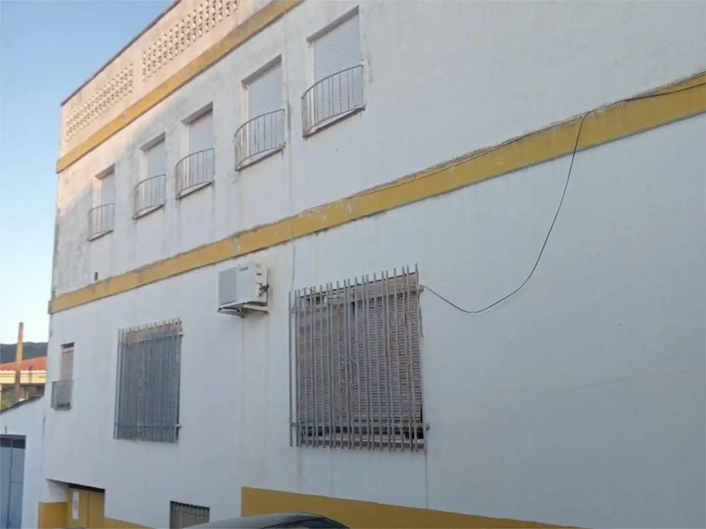 Casa adosada en venta en Travesía Pasaderas, 8, Monterrubio de la Serena Vista exterior de Casa adosada en venta en Monterrubio de la Serena con Terraza, Trastero y Amueblado