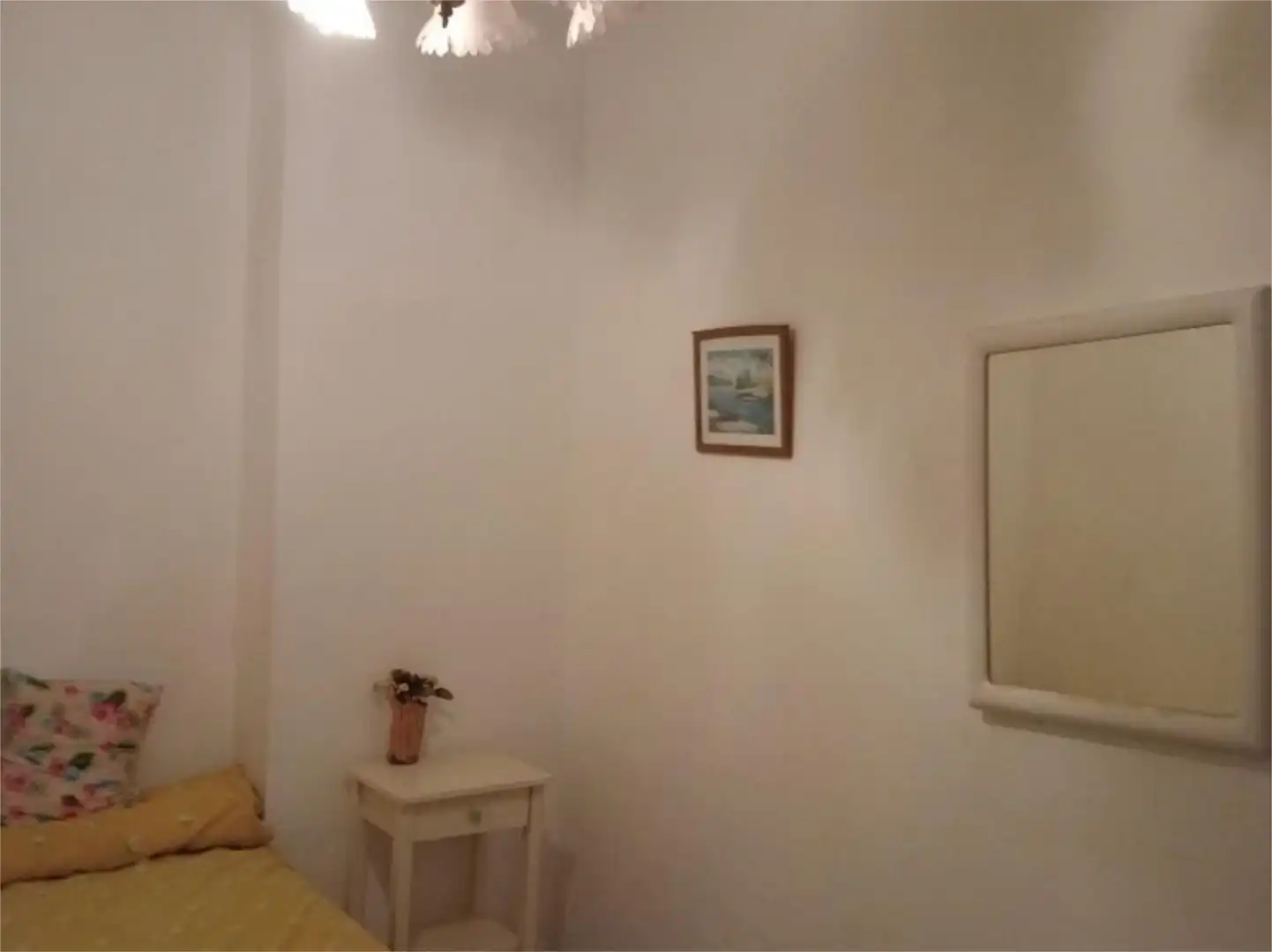 Casa adosada en venta en Travesía Pasaderas, 8, Monterrubio de la Serena Habitación de Casa adosada en venta en Monterrubio de la Serena con Terraza, Trastero y Amueblado