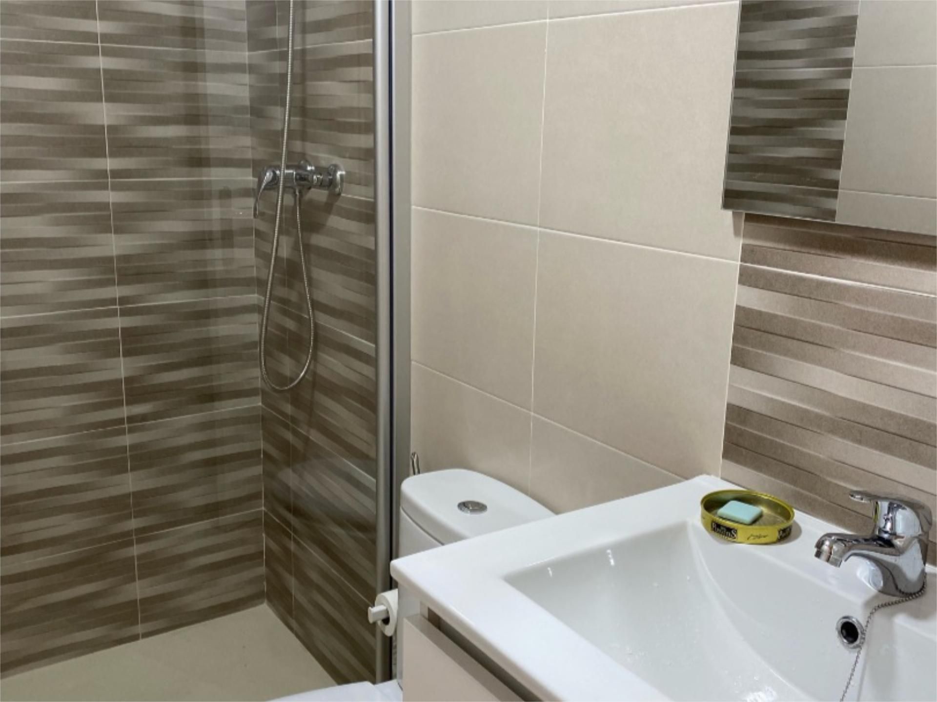 Bathroom of Flat to rent in  Córdoba Capital  with Air Conditioner, Heating and Terrace