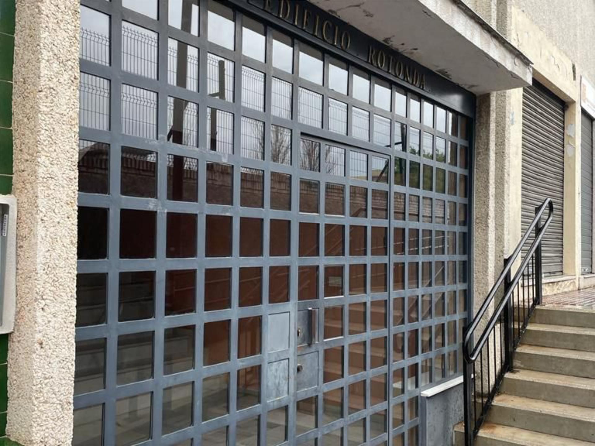 Exterior view of Office for sale in Tomares
