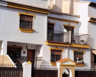 Vista exterior de Casa adosada en venda en Málaga Capital amb Aire condicionat, Terrassa i Balcó