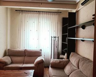 Living room of Flat to rent in  Albacete Capital  with Air Conditioner, Parquet flooring and Furnished