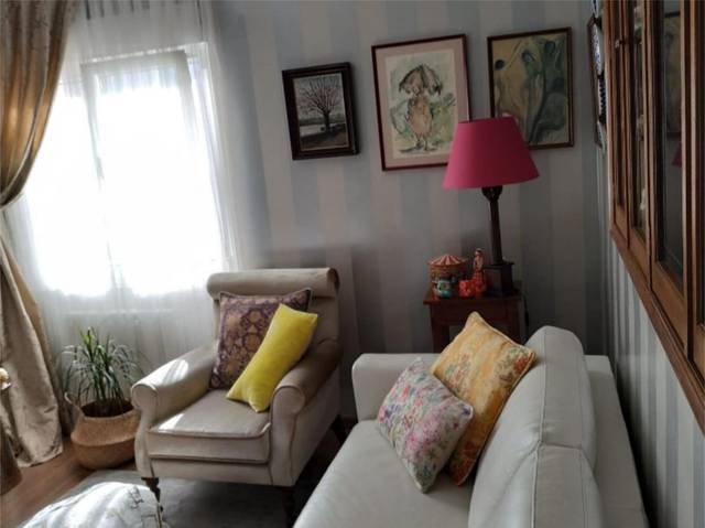 Piso en Venta en Calle de la Libertad, 18 en Aviles