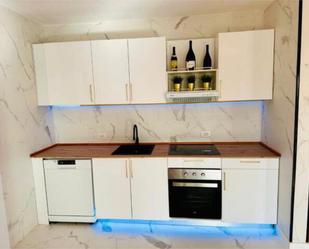 Kitchen of Flat for sale in  Santa Cruz de Tenerife Capital