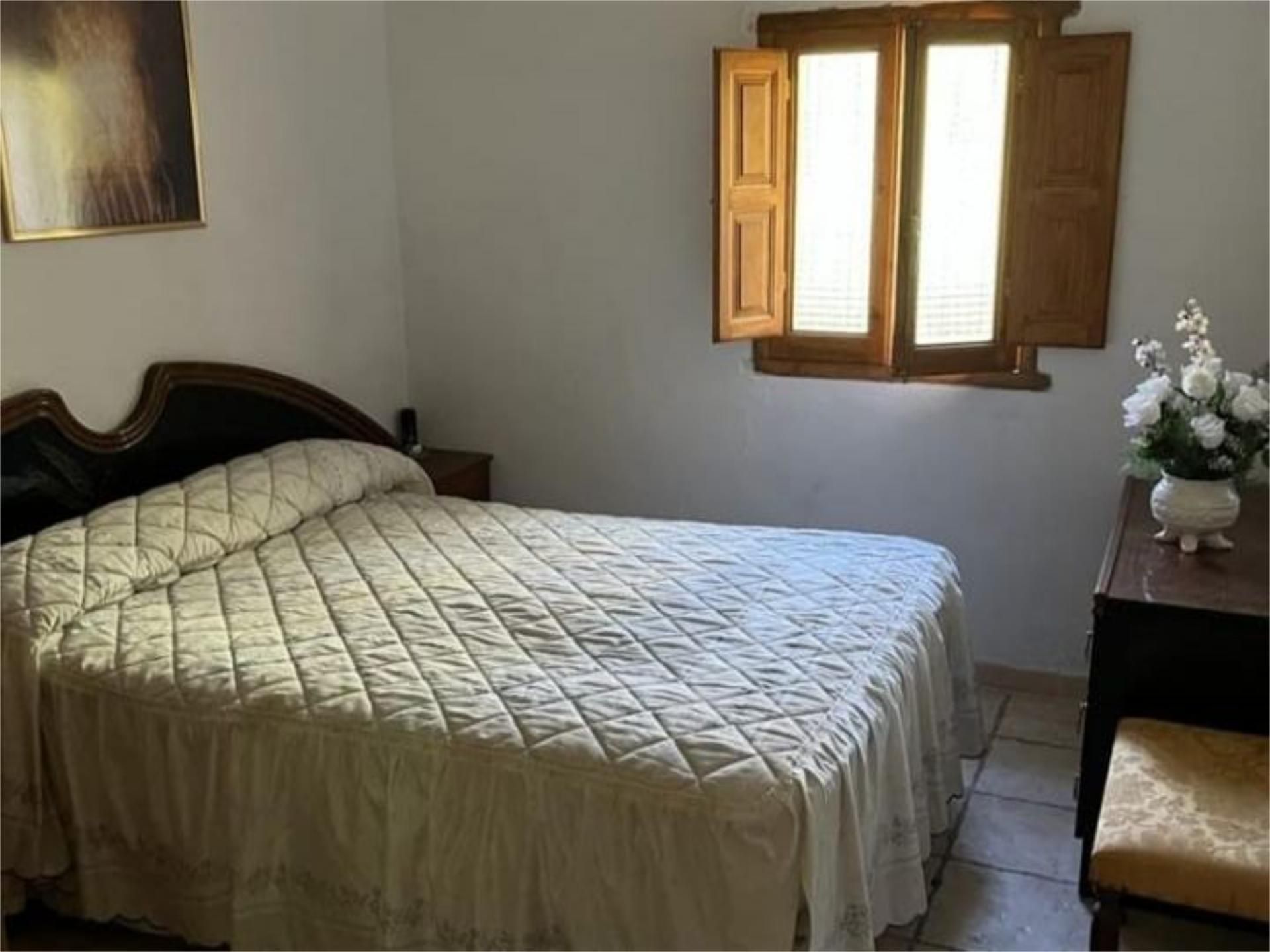 Dormitori de Finca rústica en venda en La Peza amb Jardí privat, Terrassa i Piscina