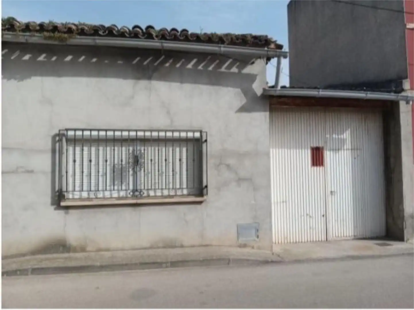 Detached homes for sale in Calle Postas, 17, Cazalegas Exterior view of Detached homes for sale in Cazalegas