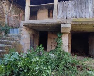 Vista exterior de Casa adosada en venda en Monterrei amb Terrassa i Balcó