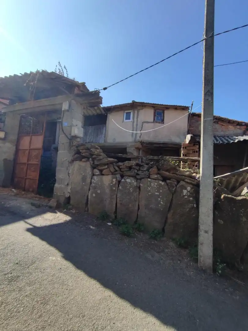 Vista exterior de Casa adosada en venta en Monterrei con Terraza y Balcón