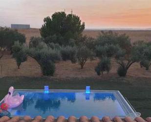 Piscina de Casa adosada en venda en Badajoz Capital amb Piscina