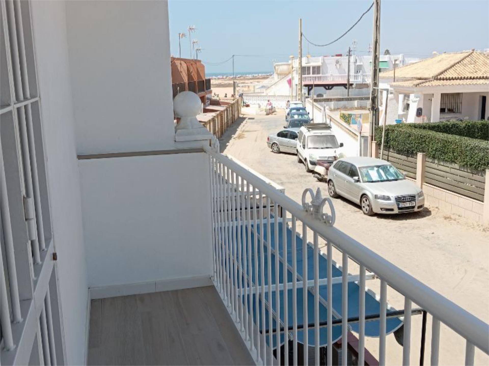 Exterior view of Single-family semi-detached for sale in Punta Umbría  with Heating, Furnished and Balcony
