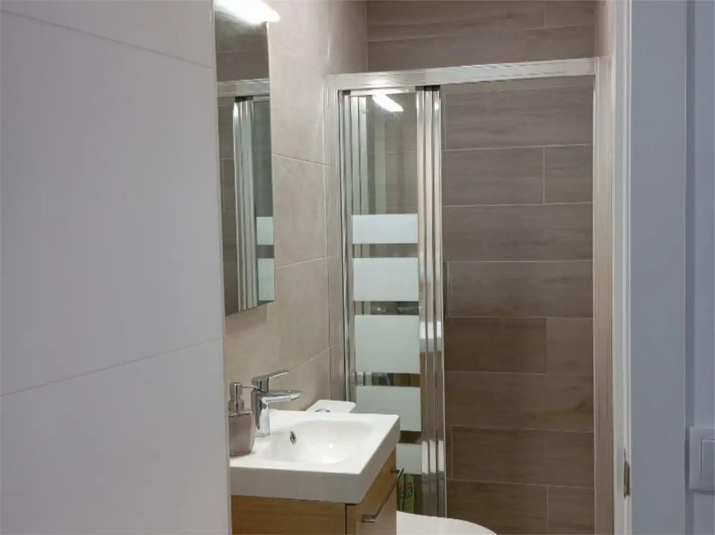Piso en venta en Calle Calypso, 11, Punta Umbría Baño de Piso en venta en Punta Umbría con Balcón