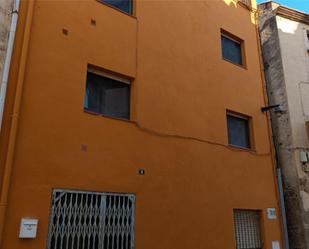 Exterior view of Single-family semi-detached to rent in Verges  with Air Conditioner and Terrace