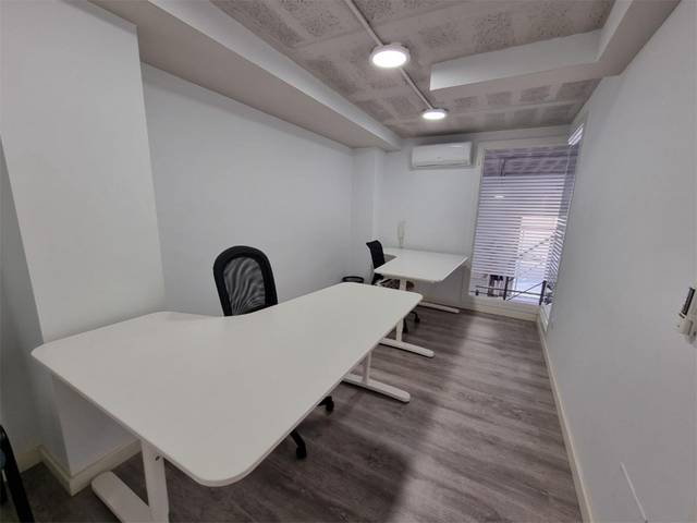 Oficina en Alquiler en Carrer Joan Muntaner i Bujosa, 20 en Son Cotoner