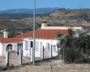 Vista exterior de Casa o xalet en venda en Cehegín amb Terrassa i Piscina