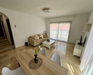 Living room of Flat for sale in Marbella  with Air Conditioner and Balcony