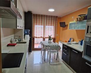 Kitchen of Flat to rent in Caldas de Reis  with Terrace