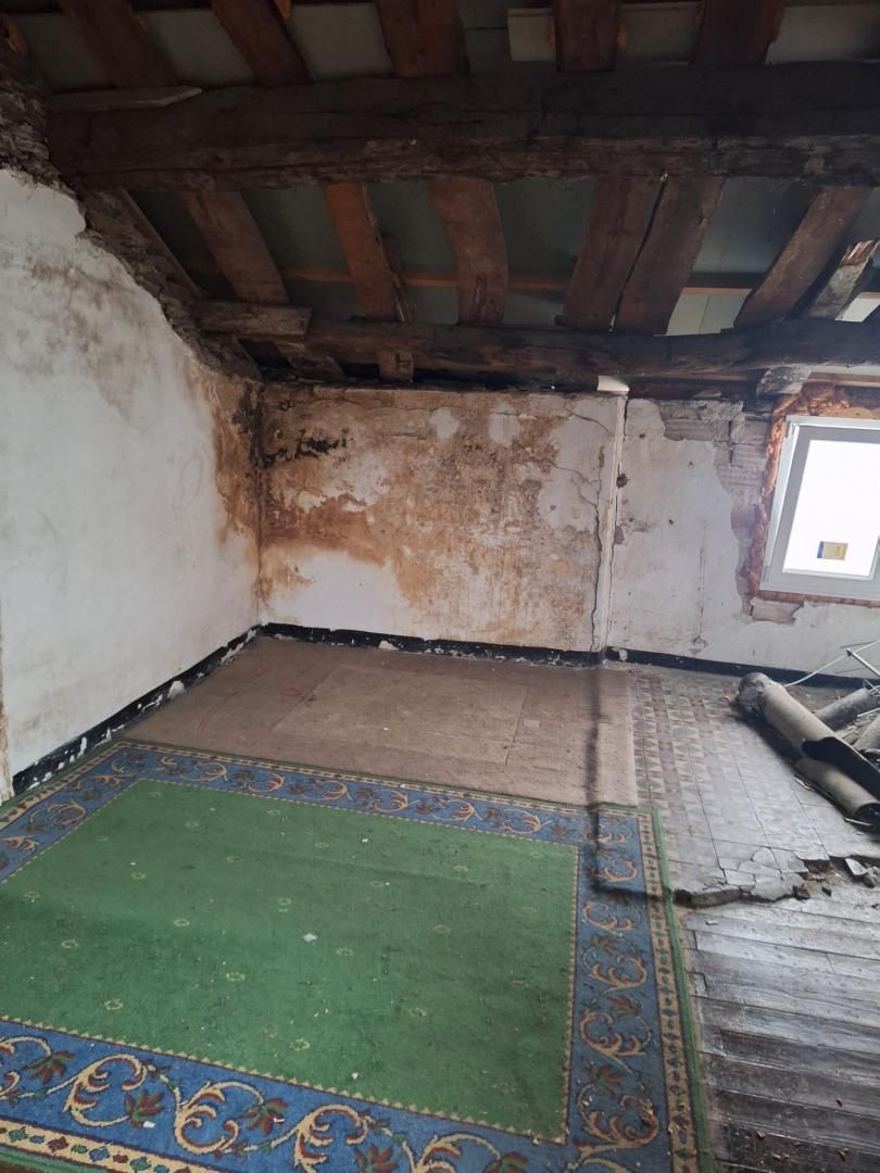 Attic for sale in Lugo Capital