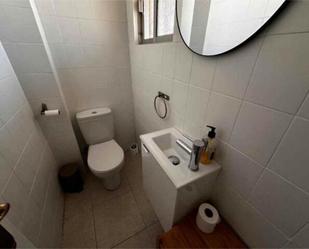 Bathroom of Flat to rent in  Huelva Capital