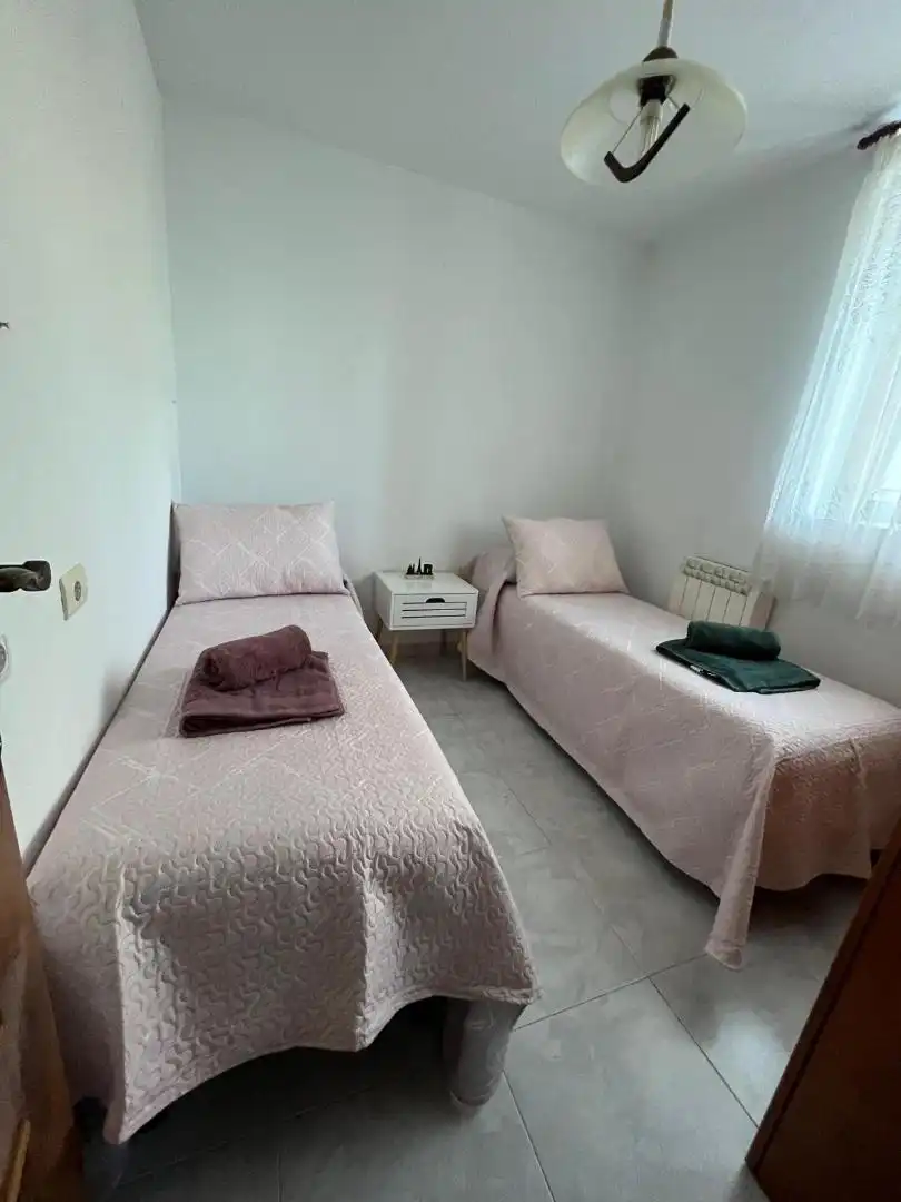 Casa adosada de lloguer a Carretera Milagros, 7, Baños de Molgas