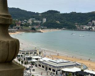 Vista exterior de Pis de lloguer en Donostia - San Sebastián  amb Calefacció, Parquet i Terrassa