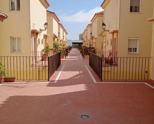 Exterior view of Duplex for sale in Sanlúcar de Barrameda  with Terrace