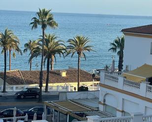 Vista exterior de Apartament en venda en Benalmádena amb Aire condicionat, Terrassa i Balcó