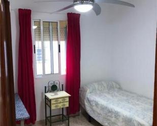 Bedroom of Flat to rent in  Sevilla Capital