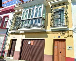 Vista exterior de Casa o xalet en venda en Sanlúcar de Barrameda amb Terrassa