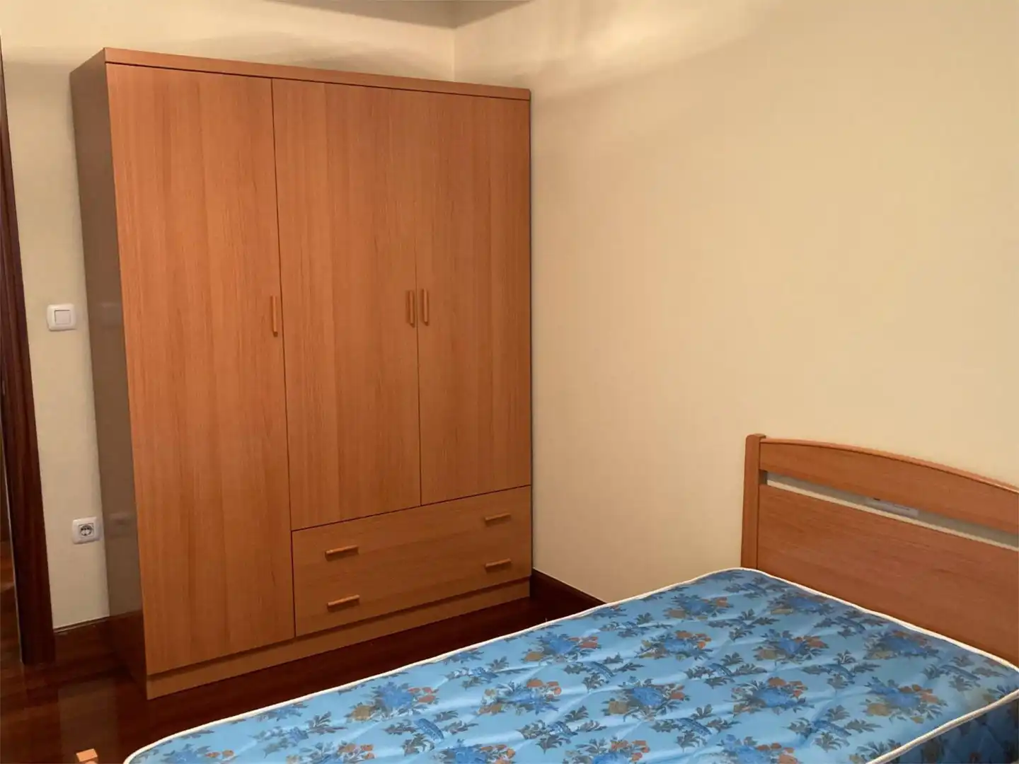 Piso en venta en Mamariga Kalea, 114, Mamariga Habitación de Piso en venta en Santurtzi con Balcón