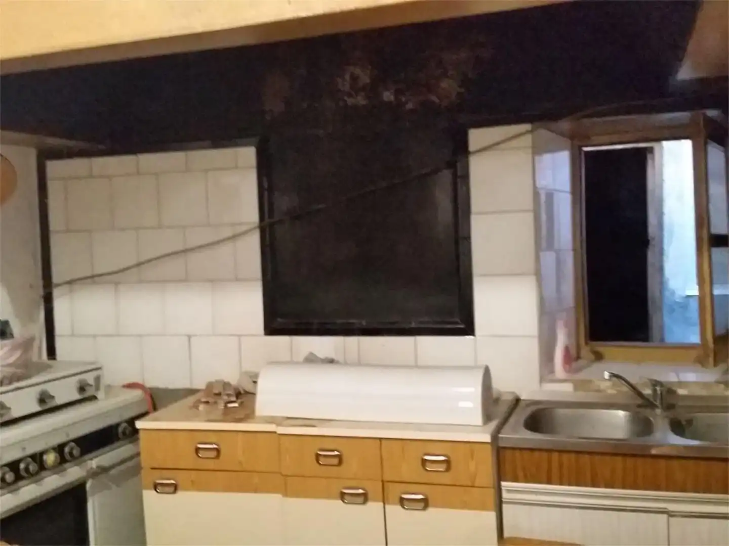 Pis en venda a Calle San Salvador, 21, Carbajales de Alba Cuina de Pis en venda en Carbajales de Alba amb Terrassa i Balcó