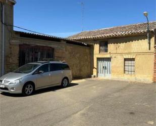 Exterior view of House or chalet for sale in Cerecinos de Campos