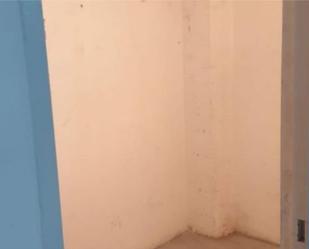 Box room to rent in Santander