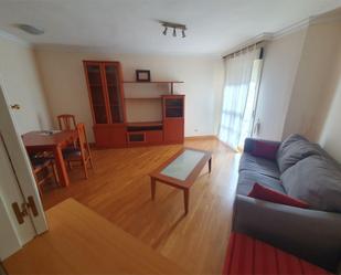 Flat to rent in Calle de Nanclares de Oca, 18, Rejas