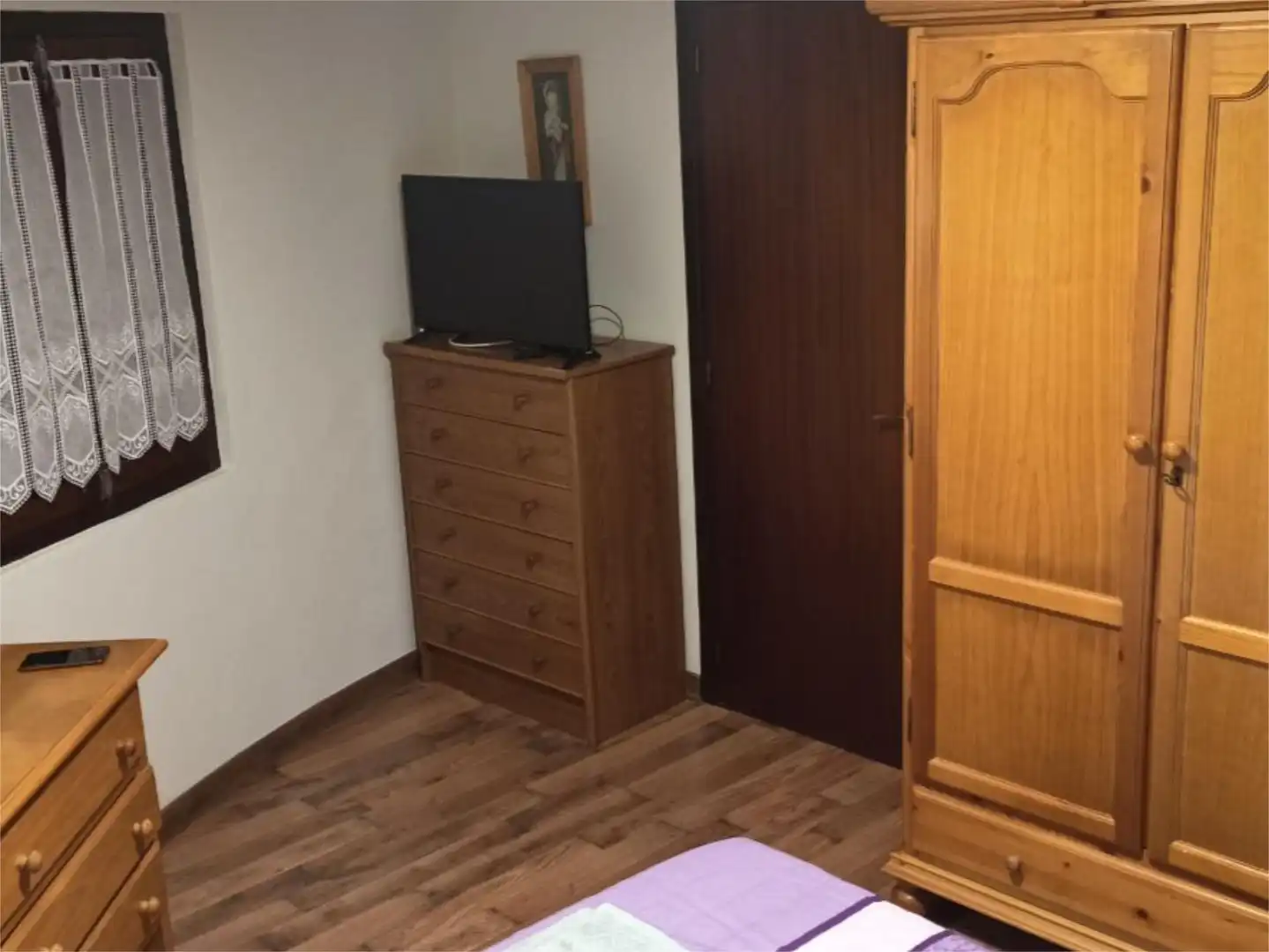 Einfamilien-Reihenhaus zur Miete in Lugar Tereñes, 18, Ribadesella Schlafzimmer von Einfamilien-Reihenhaus zur Miete in Ribadesella mit Terrasse