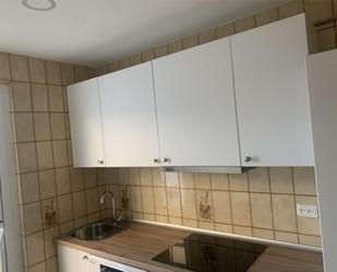 Kitchen of Flat to share in Soria Capital   with Heating, Parquet flooring and Furnished