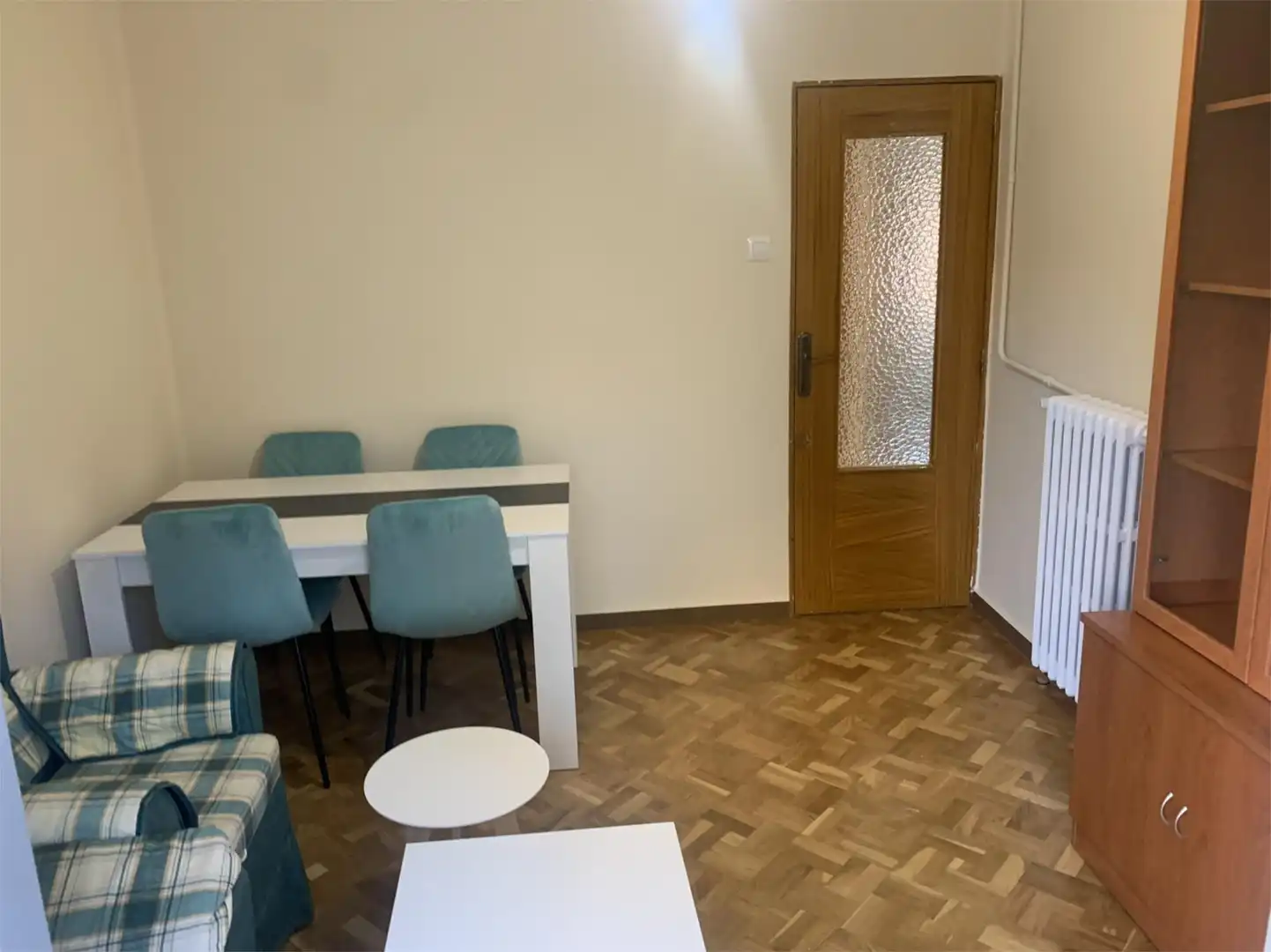 Room in Calle Cardenal Frías, 5, Santa Bárbara Flat for share in Soria Capital with Heating, Parquet flooring and Furnished