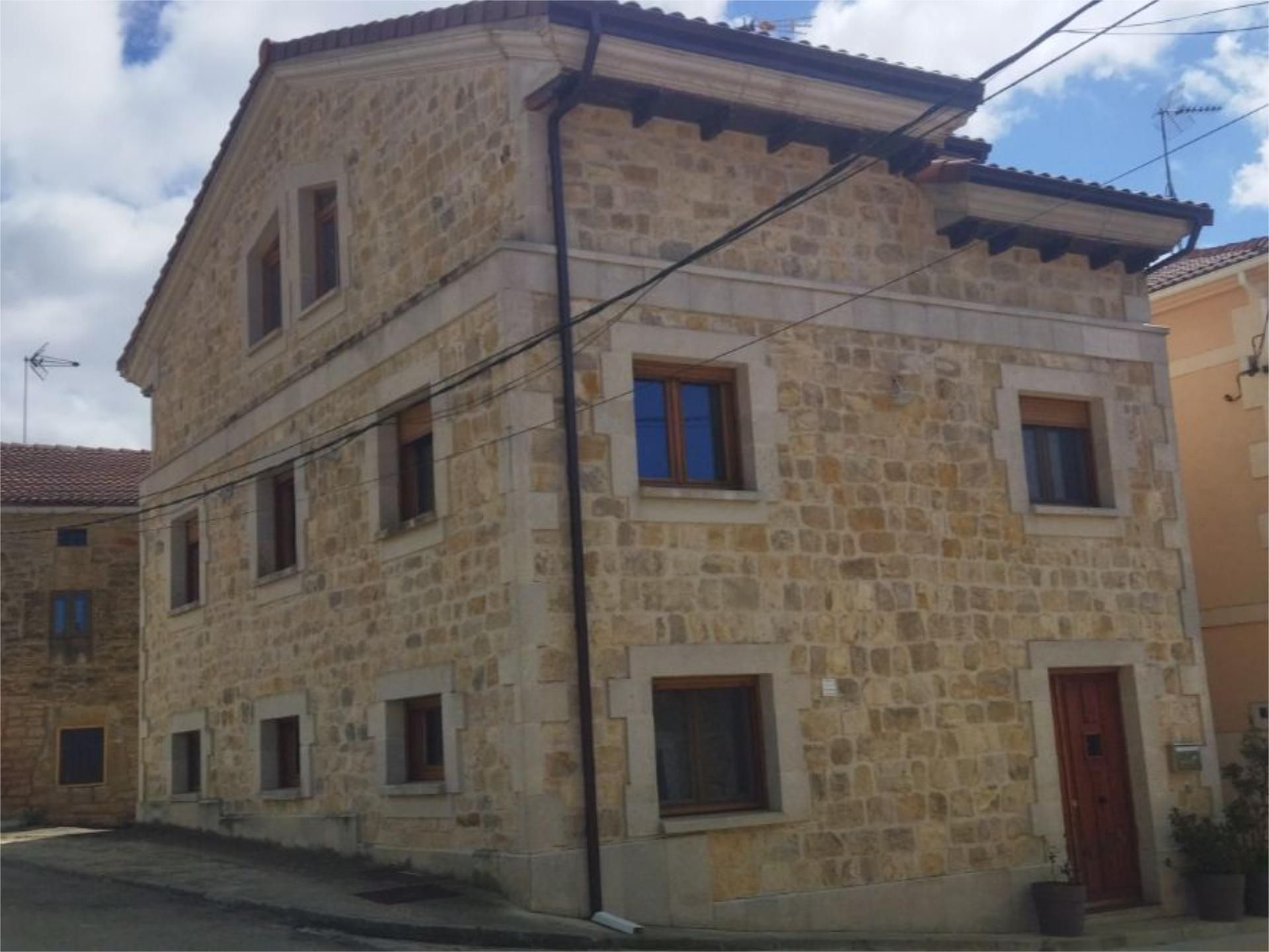 Exterior view of House or chalet for sale in Villayerno Morquillas  with Terrace