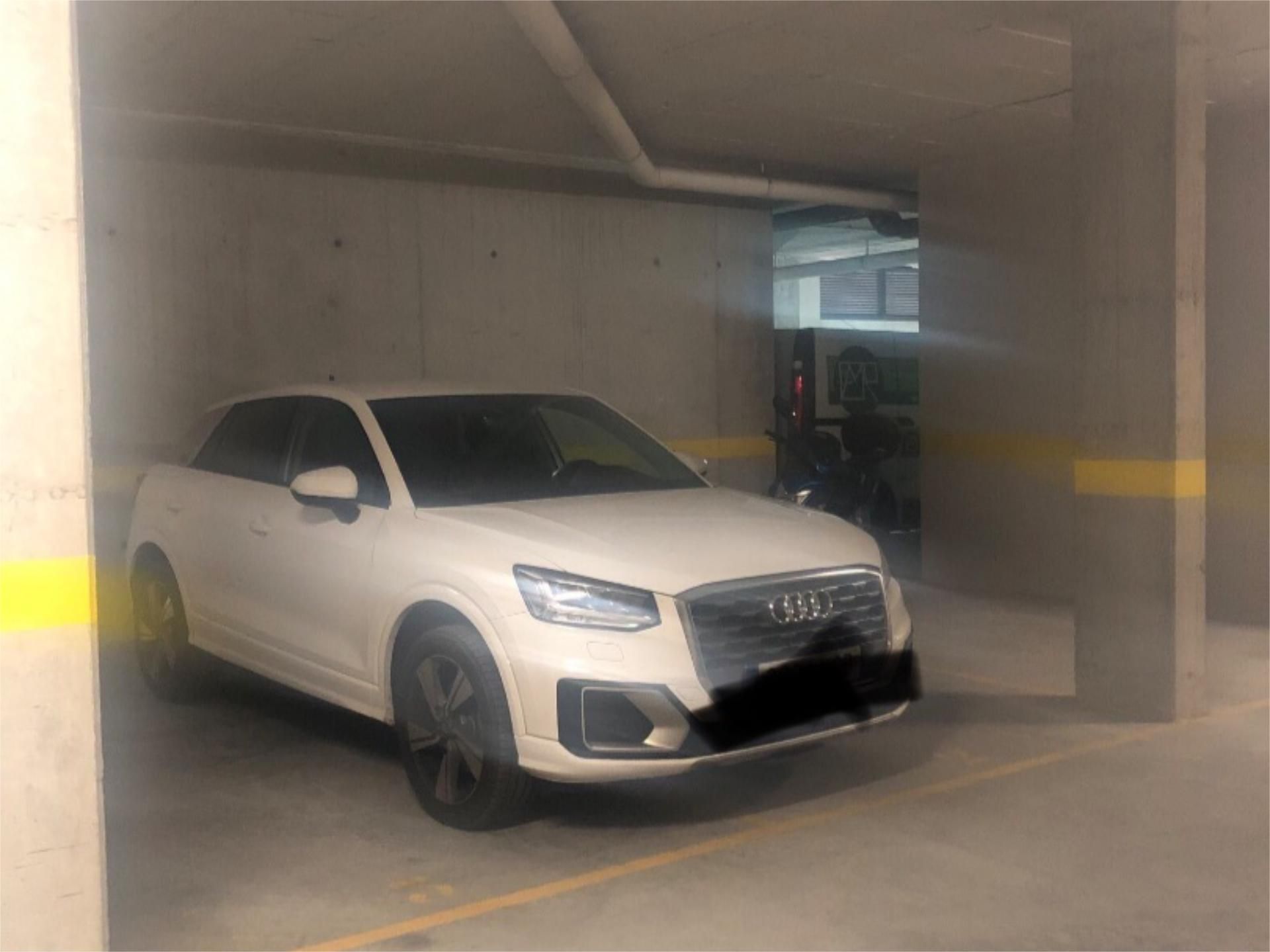 Parking of Garage to rent in Barro