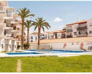 Piscina de Pis de lloguer en Nerja amb Terrassa i Piscina