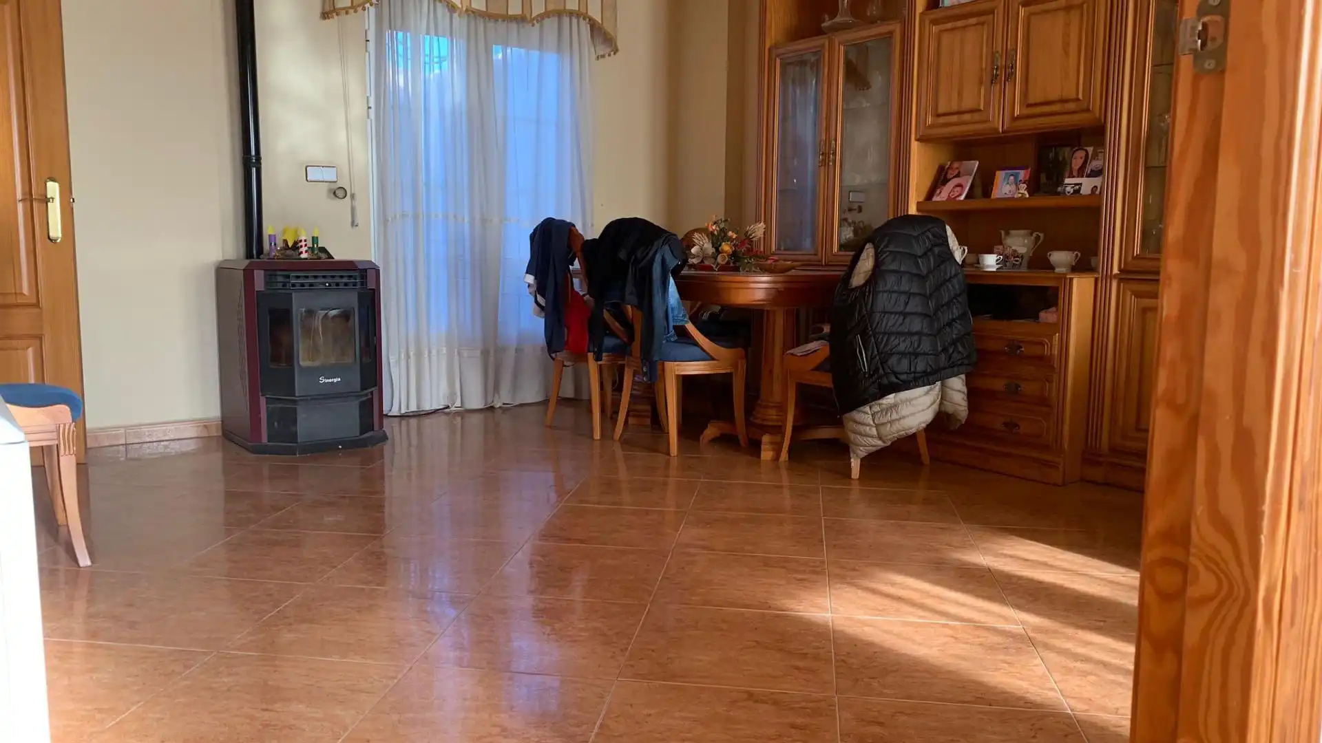 Menjador de Casa adosada en venda en Alpera amb Traster i Moblat