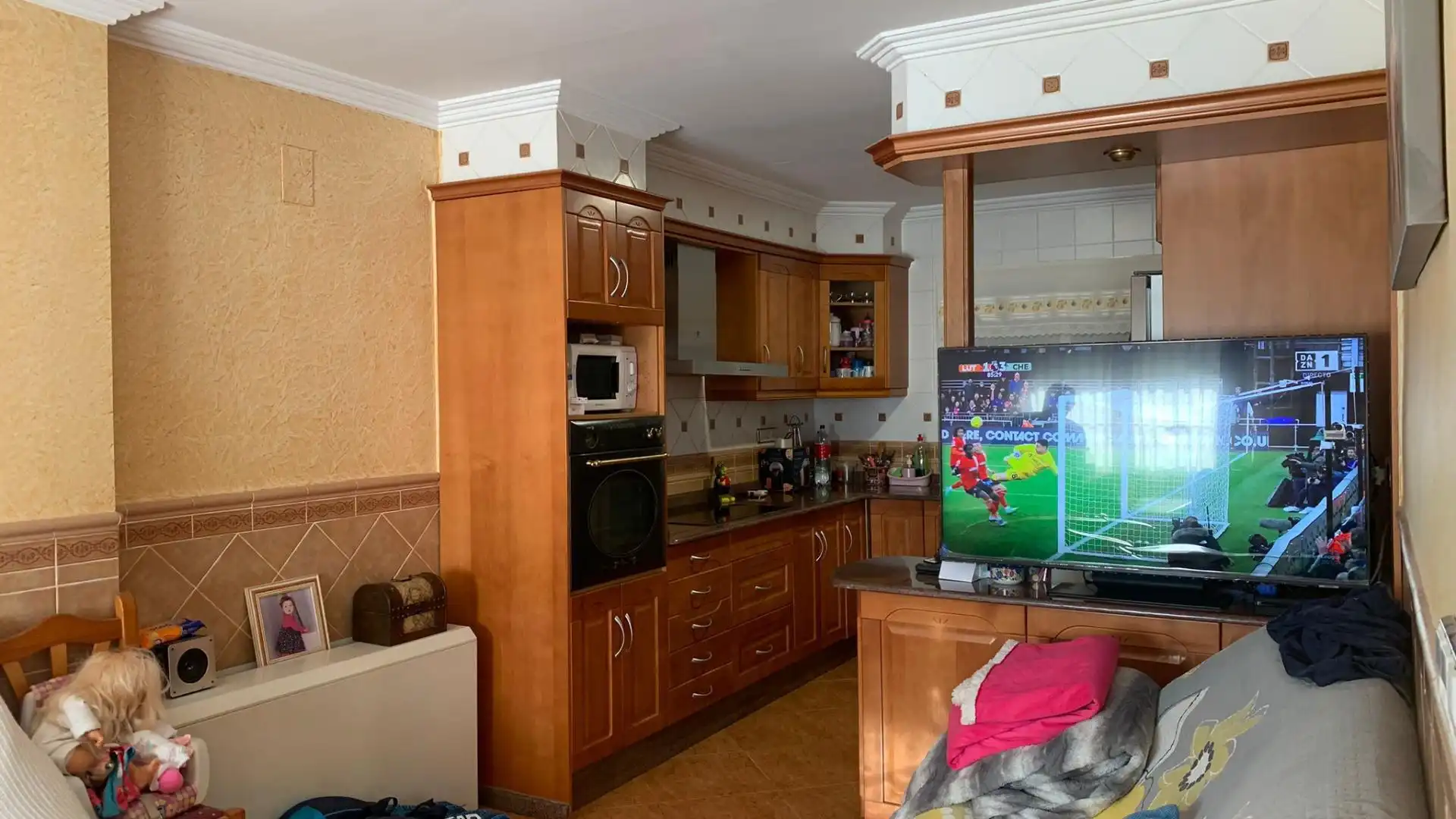 Cuina de Casa adosada en venda en Alpera amb Traster i Moblat