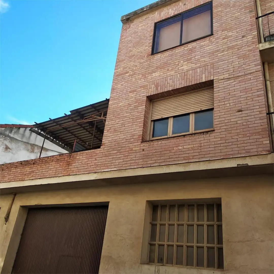 Einfamilien-Reihenhaus zum Verkauf in Calle Carretil de la Cárcel, Alfaro Außenansicht von Einfamilien-Reihenhaus zum Verkauf in Alfaro mit Klimaanlage, Heizung und Terrasse