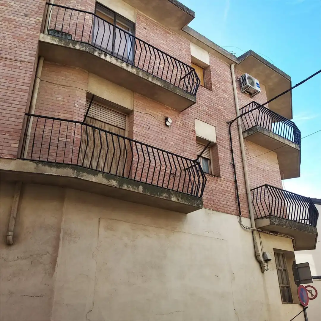 Einfamilien-Reihenhaus zum Verkauf in Calle Carretil de la Cárcel, Alfaro Terrasse von Einfamilien-Reihenhaus zum Verkauf in Alfaro mit Klimaanlage, Heizung und Terrasse